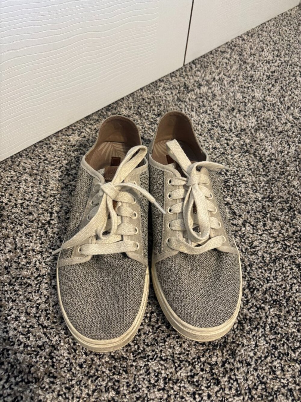 Olukai Sneakers
